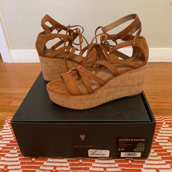 NWT Frye Women’s Heather Gladiator Wedge Sandal - Picture 3 of 8